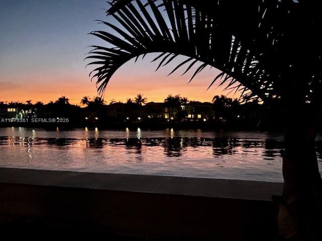 WATERWAY @ HOLLYWOOD BEAC - Residential