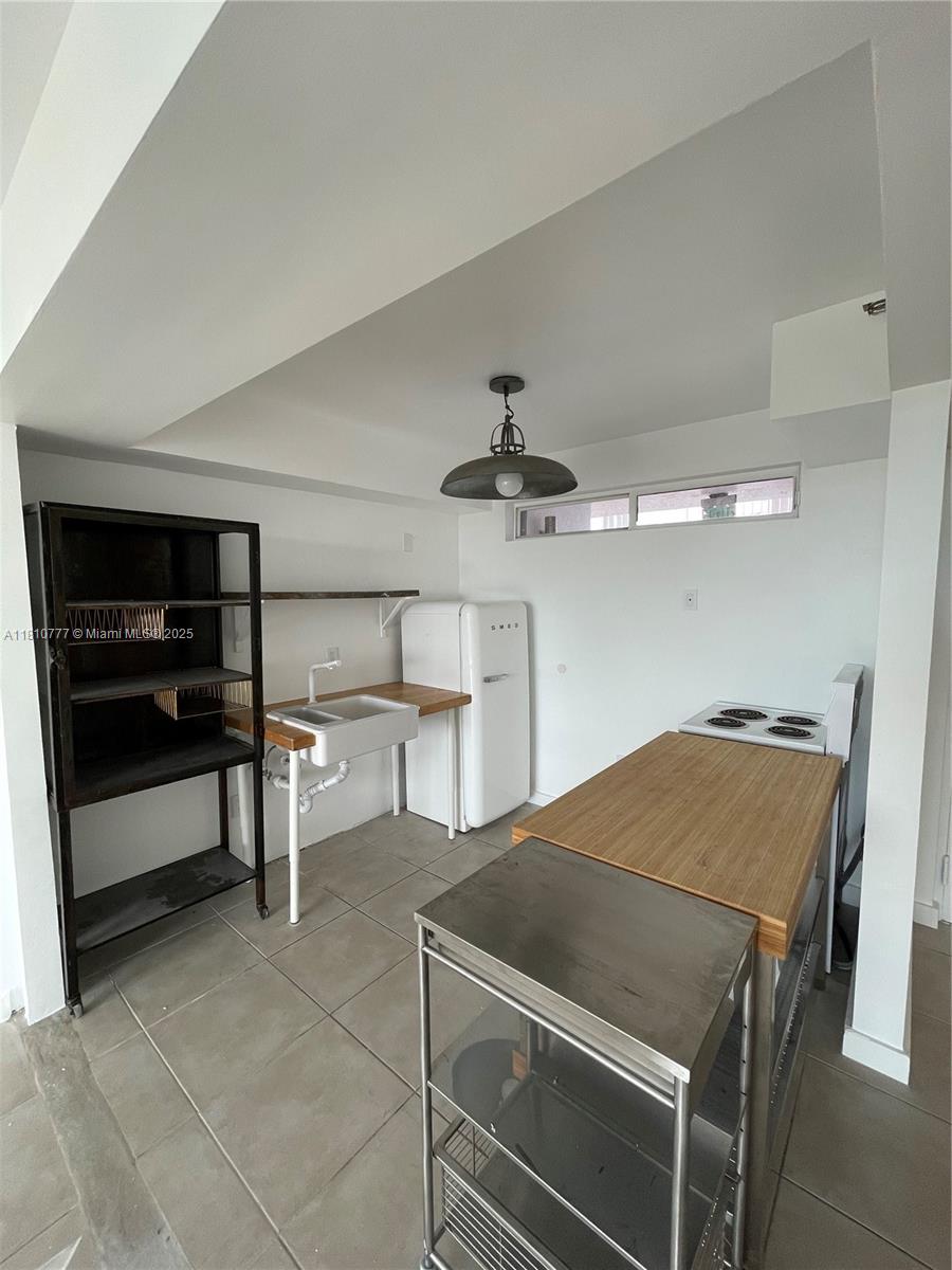NIRVANA CONDO NO FOUR CON - Residential