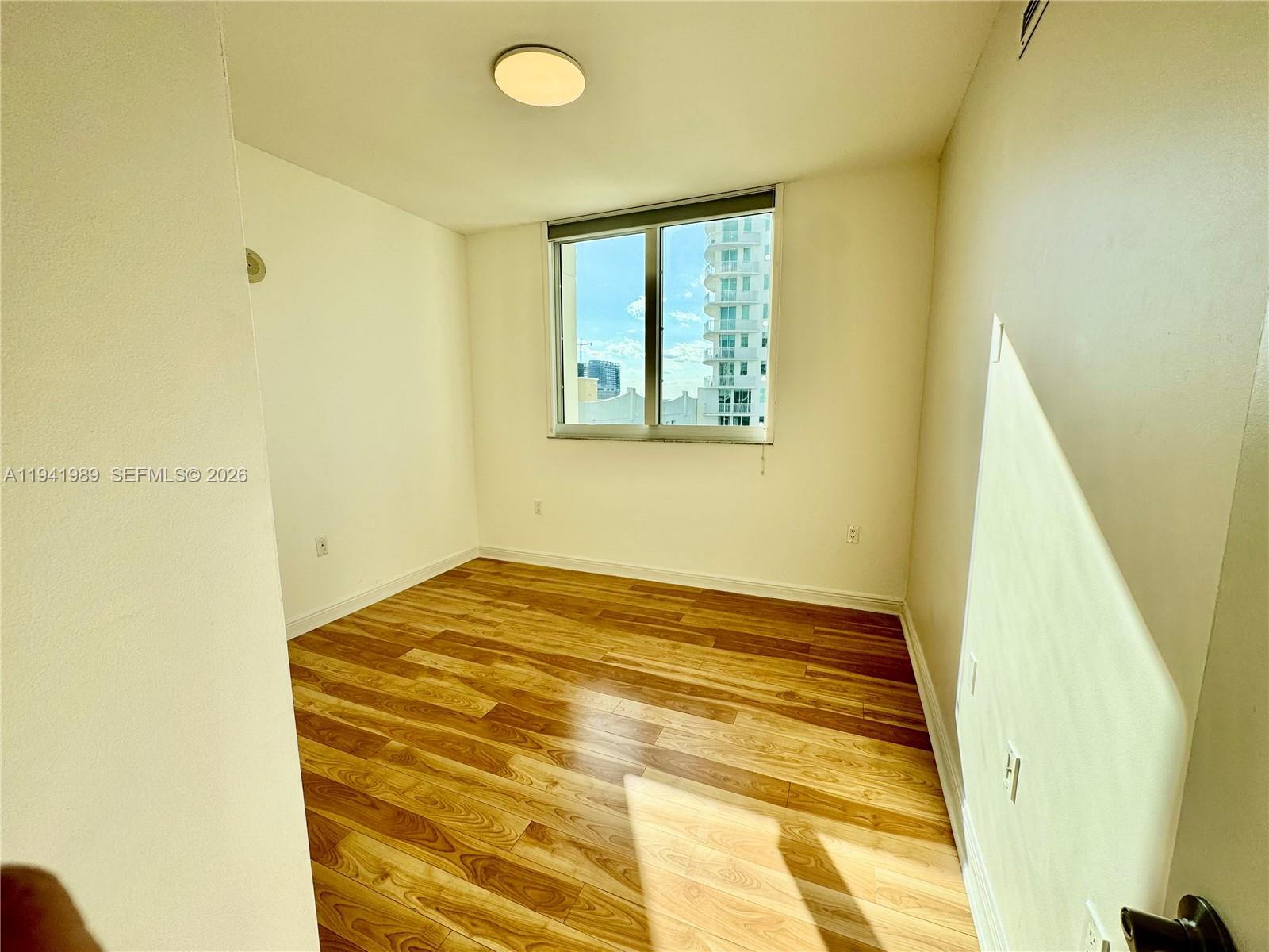DUO CONDOMINIUM EAST - Residential Lease