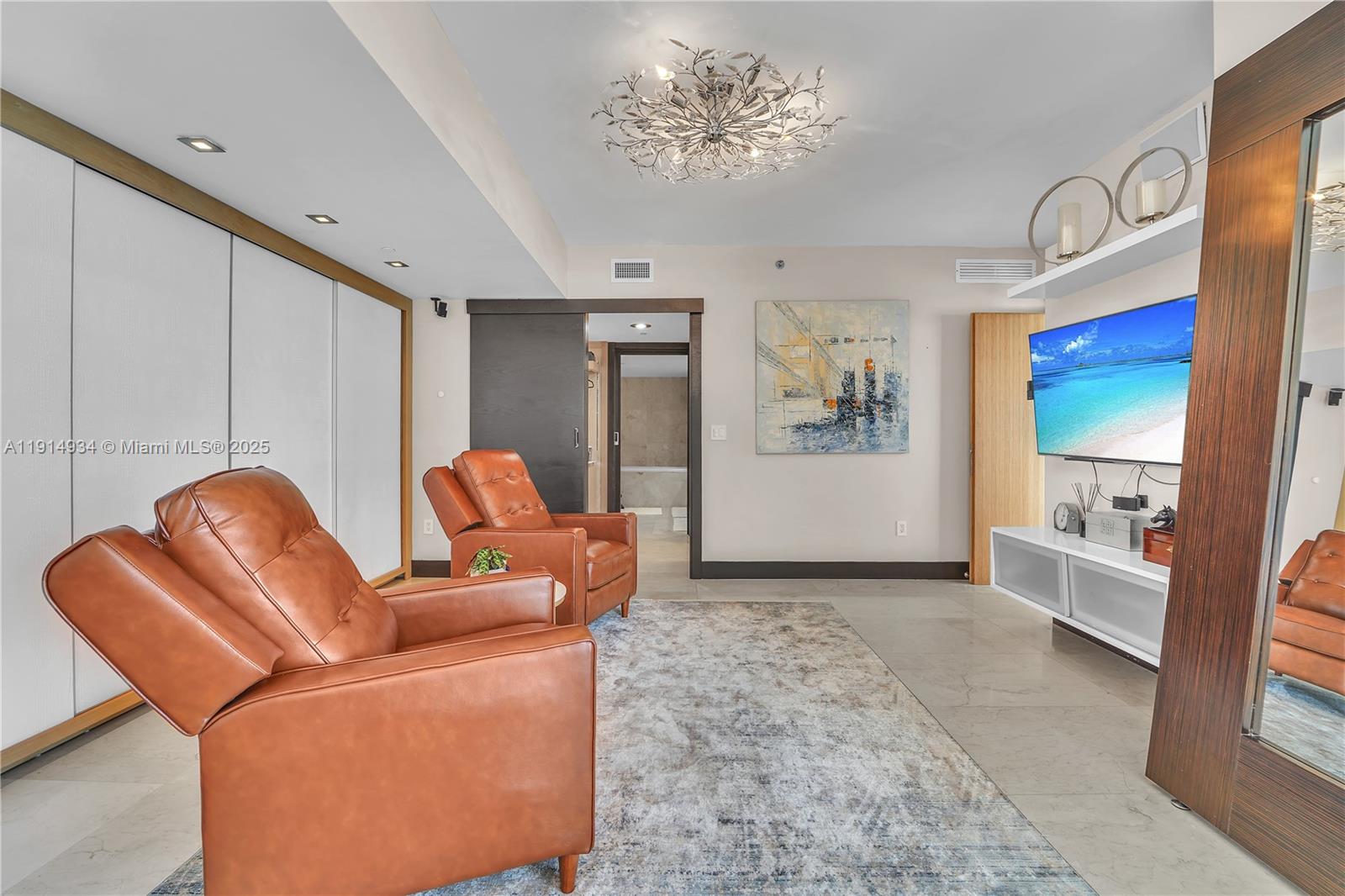 ICONBRICKELL CONDO NO 1 - Residential