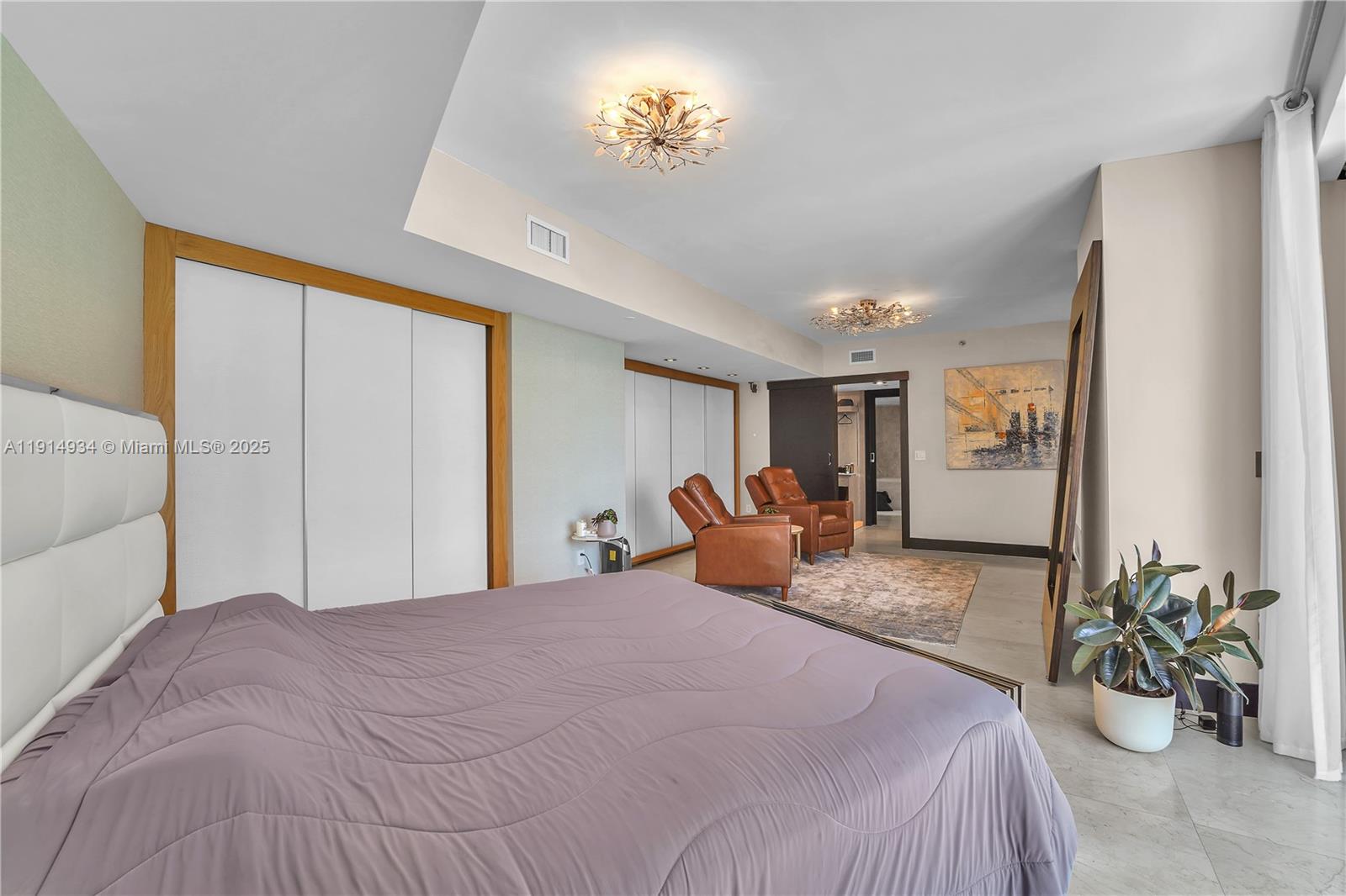 ICONBRICKELL CONDO NO 1 - Residential