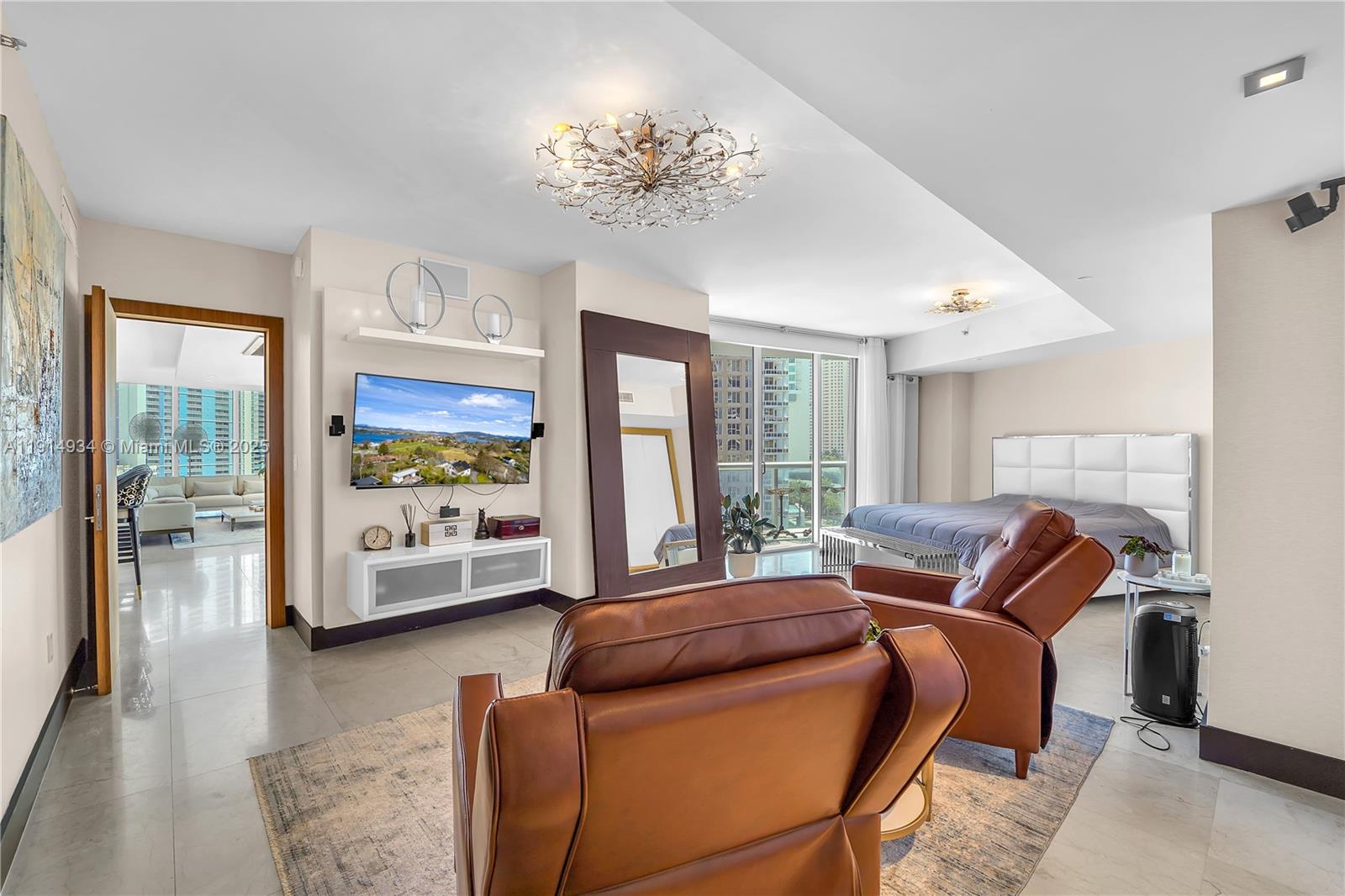 ICONBRICKELL CONDO NO 1 - Residential