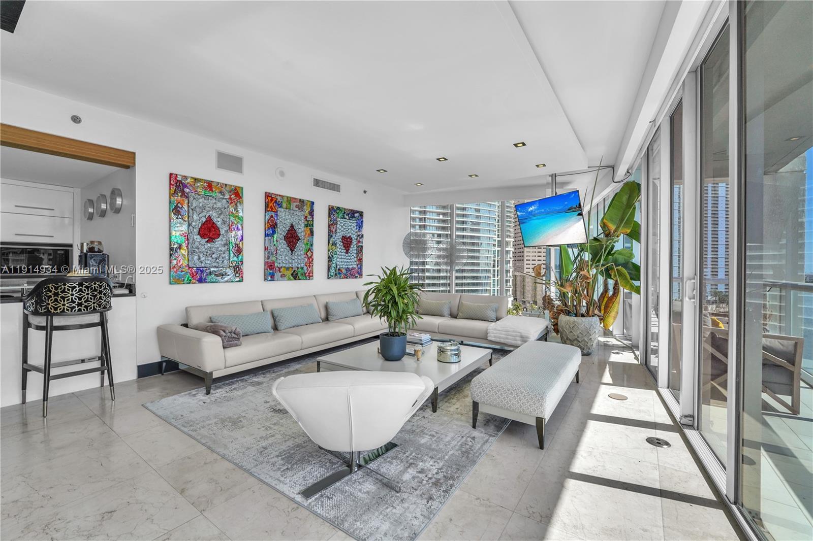 ICONBRICKELL CONDO NO 1 - Residential
