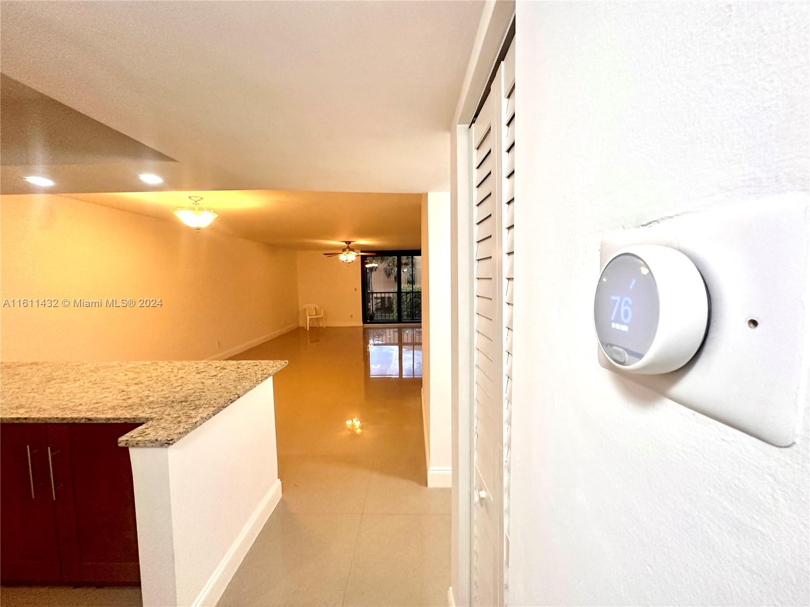 LAGO WEST CONDOMINIUM - Residential