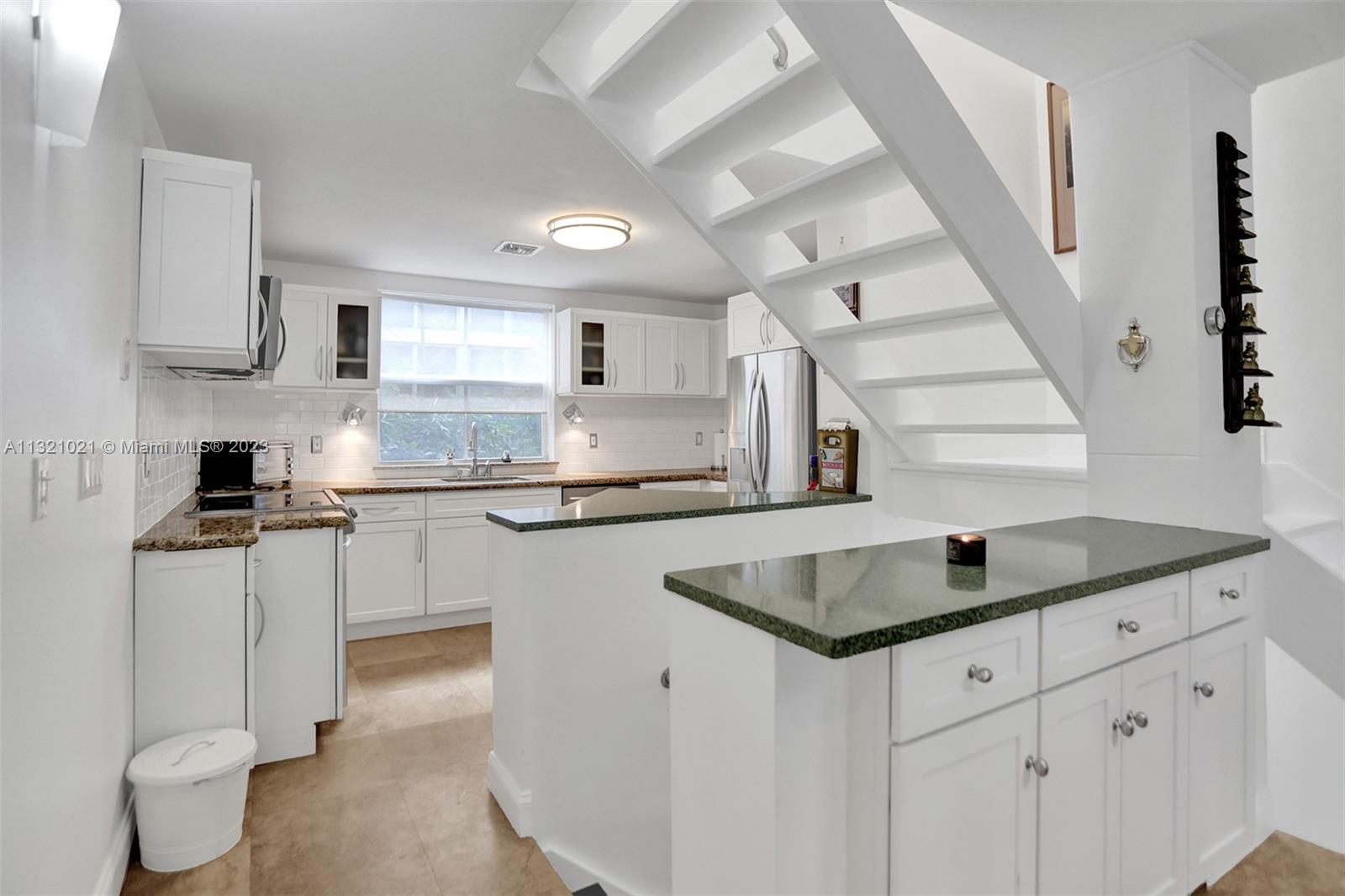 MERIDIAN PLACE CONDO - Residential Lease