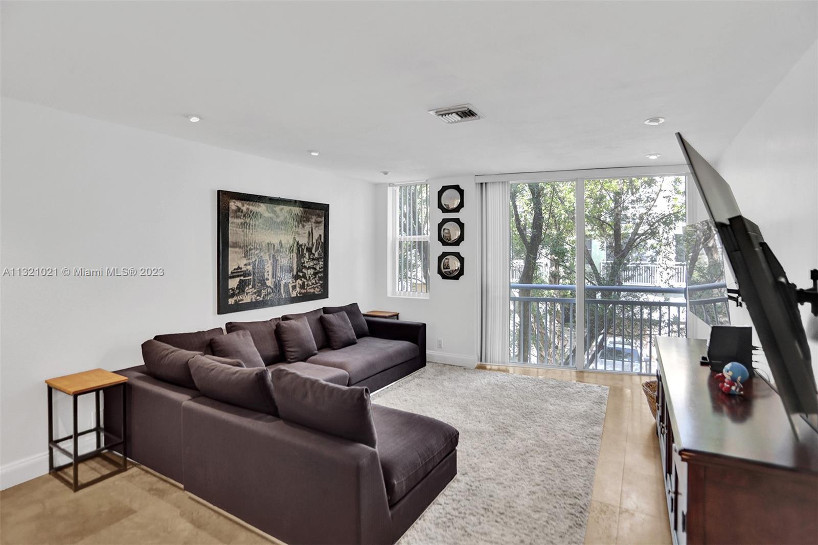 MERIDIAN PLACE CONDO - Residential Lease