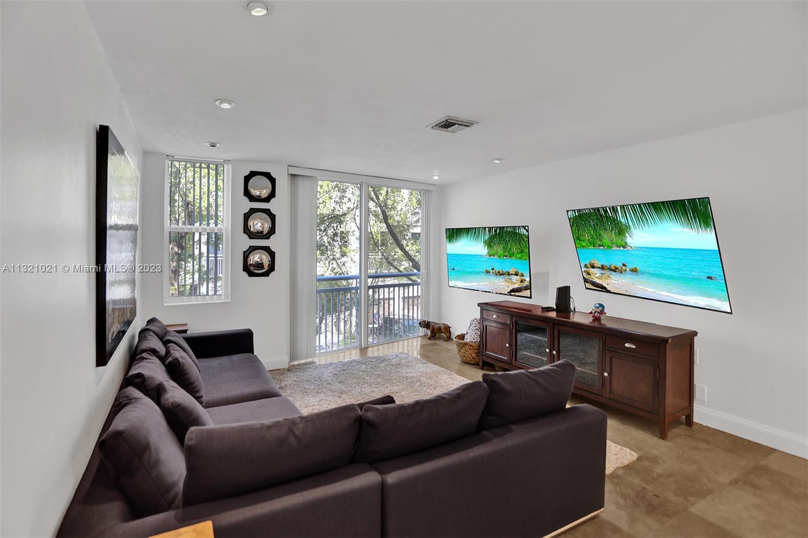 MERIDIAN PLACE CONDO - Residential Lease