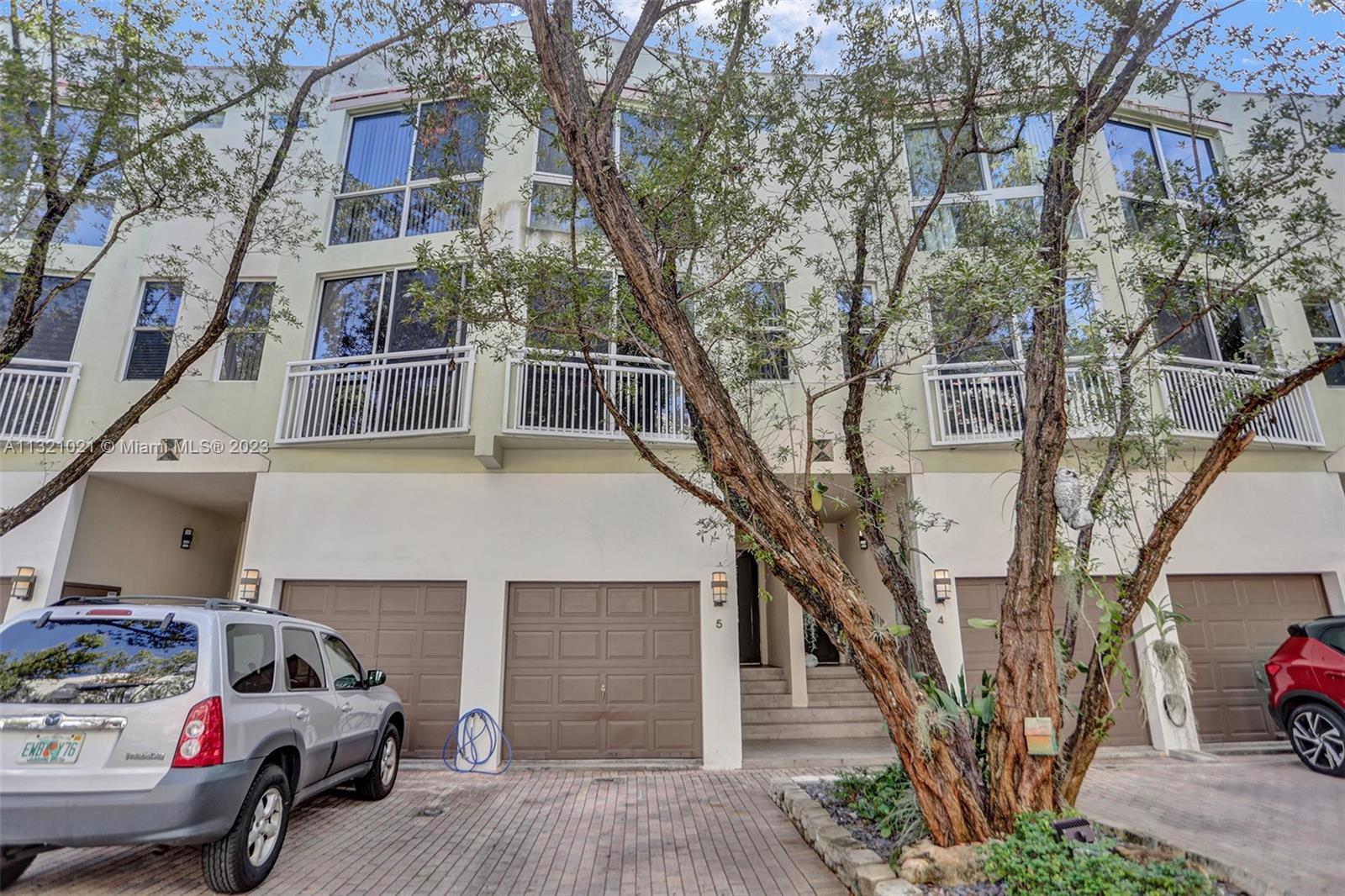 MERIDIAN PLACE CONDO - Residential Lease