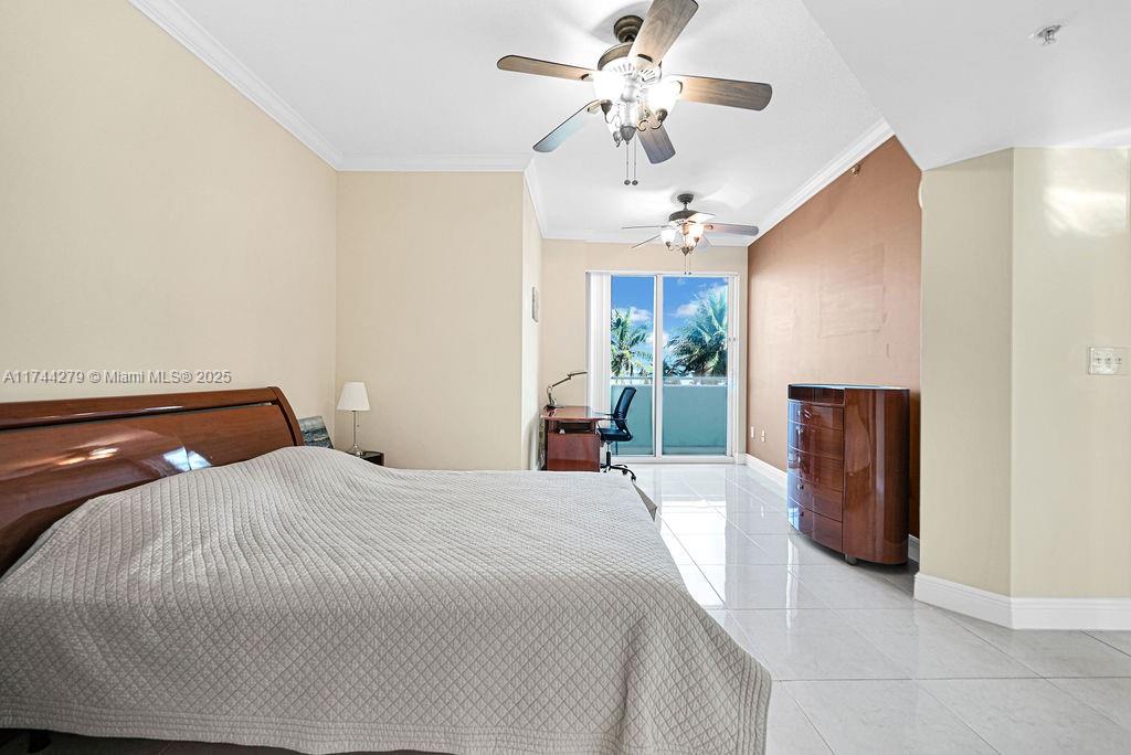 THE WAVERLY AT SURFSIDE - Residential