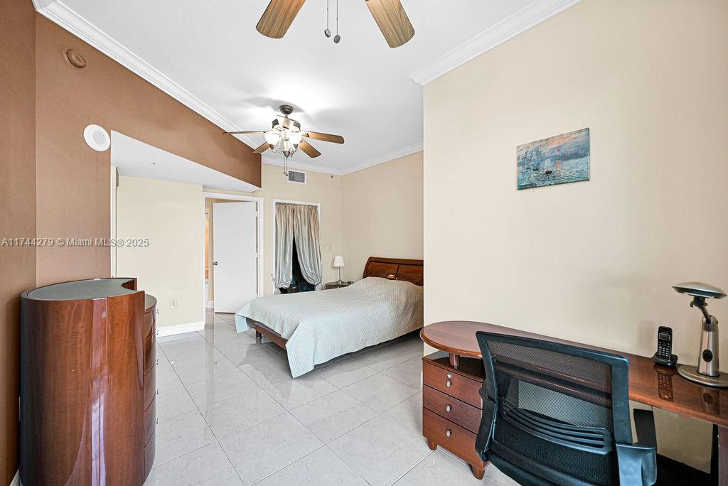THE WAVERLY AT SURFSIDE - Residential