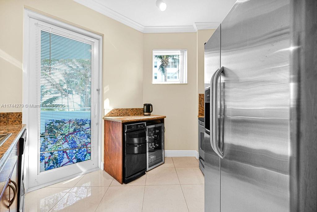 THE WAVERLY AT SURFSIDE - Residential