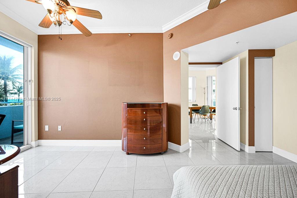 THE WAVERLY AT SURFSIDE - Residential