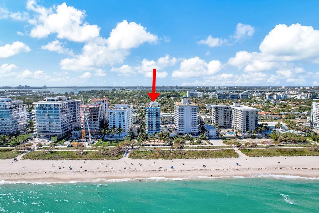 Property for Sale at 9201 Collins Ave 225, Surfside, Miami-Dade County, Florida - Bedrooms: 3 
Bathrooms: 2  - $1,050,000
