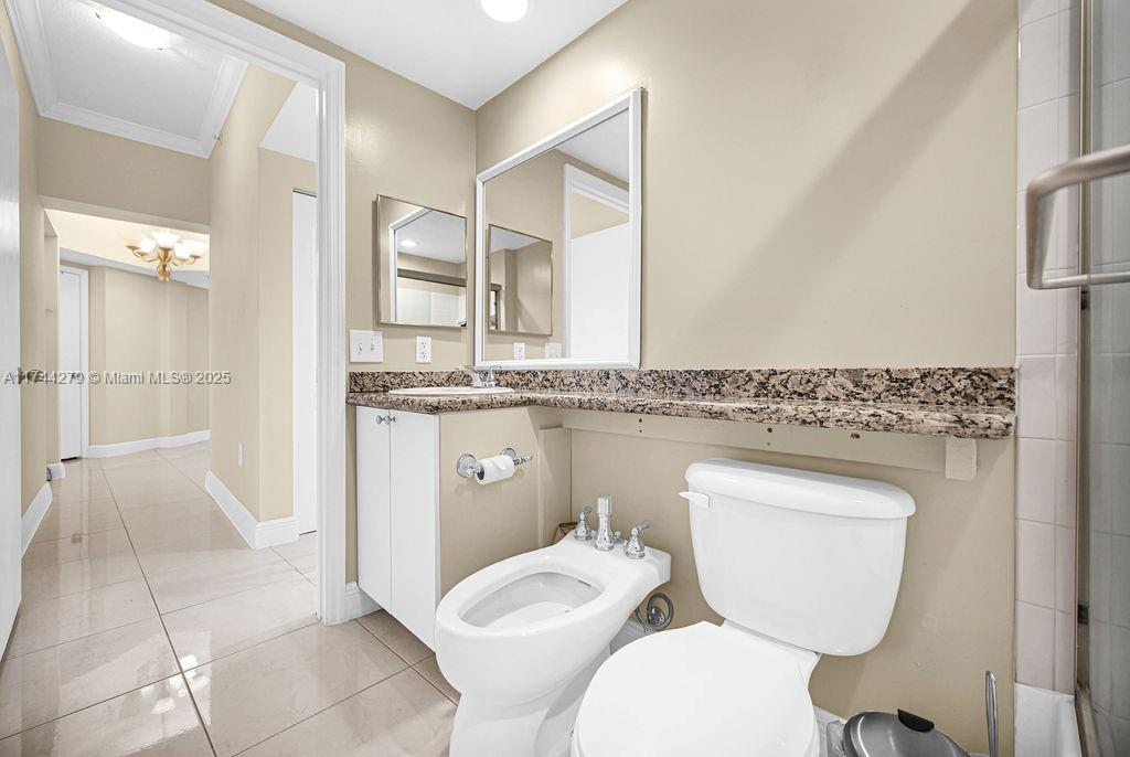 THE WAVERLY AT SURFSIDE - Residential