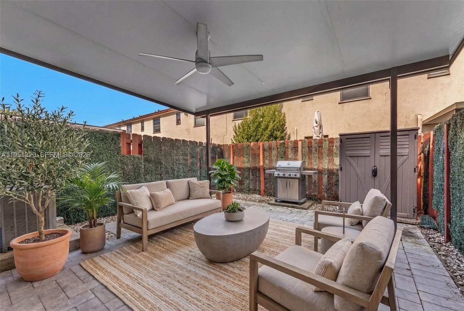 COCO PALM ESTATES - Residential