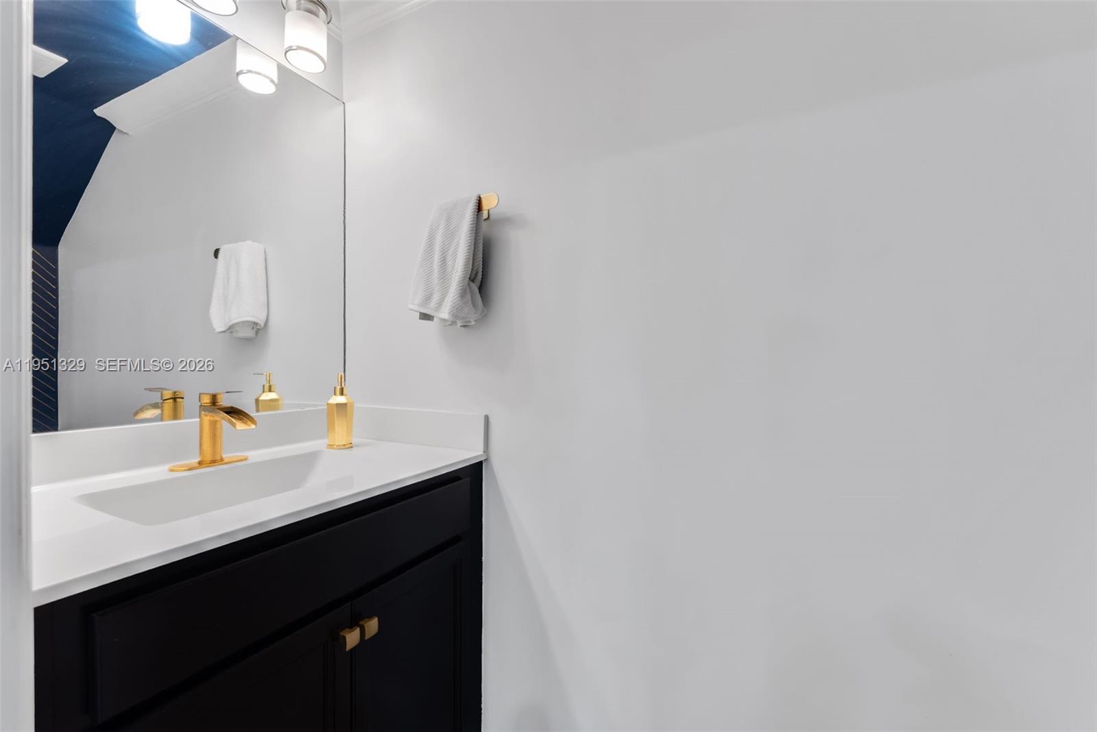 COCO PALM ESTATES - Residential