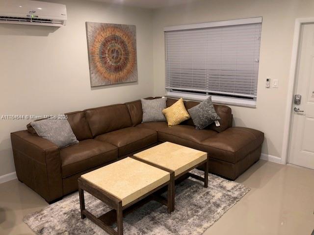 HOLLYWOOD SOUTH SIDE ADD - Residential Lease