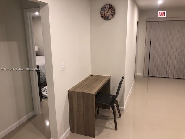 HOLLYWOOD SOUTH SIDE ADD - Residential Lease