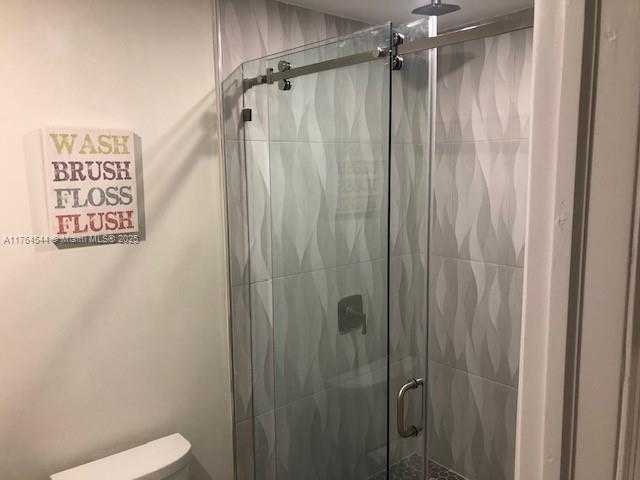 HOLLYWOOD SOUTH SIDE ADD - Residential Lease