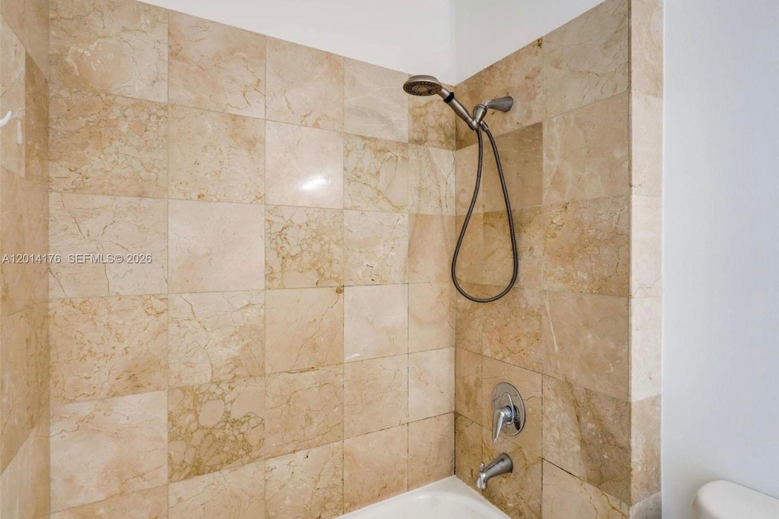 NORDICA CONDO - Residential