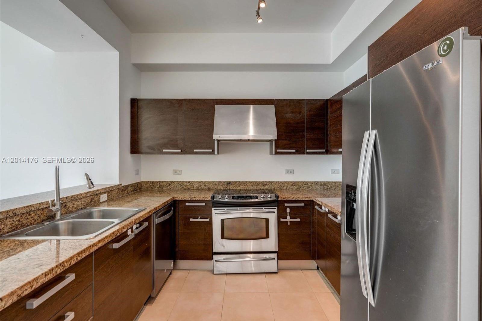 NORDICA CONDO - Residential