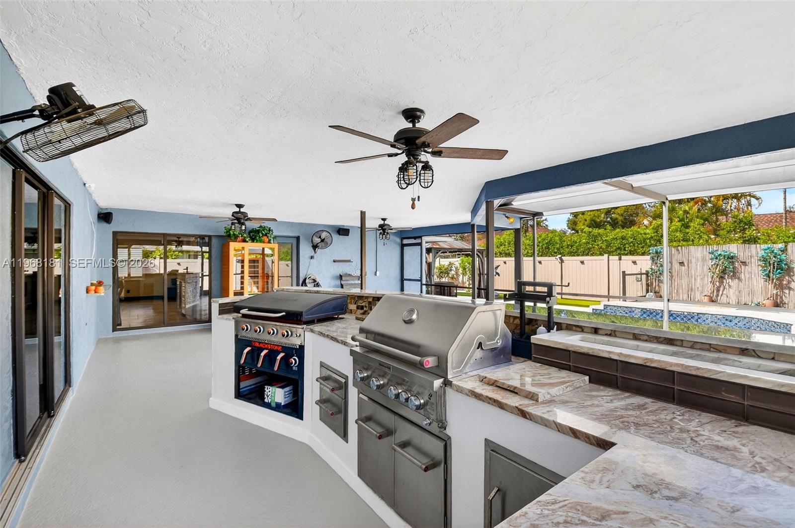 SUGAR POND MANOR OF WELLI - Residential