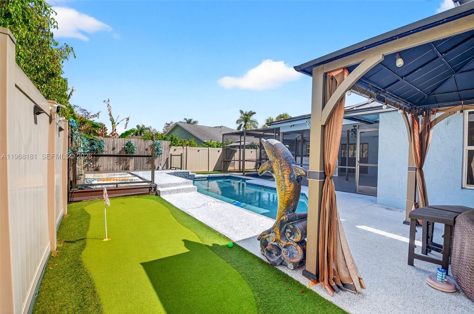 SUGAR POND MANOR OF WELLI - Residential