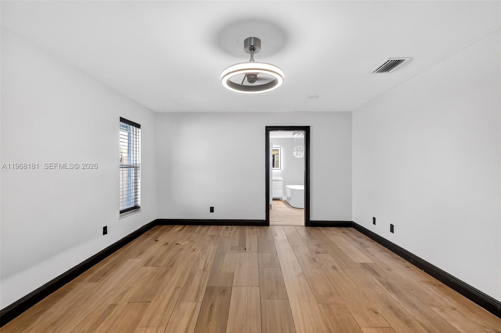 SUGAR POND MANOR OF WELLI - Residential