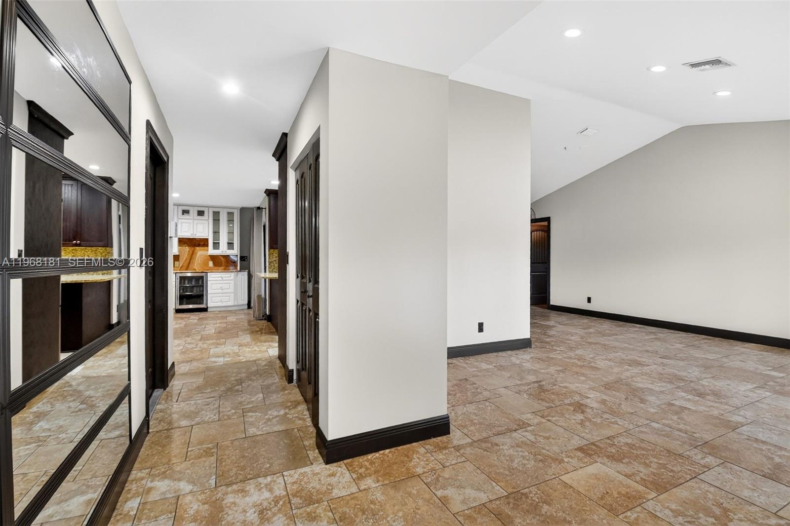 SUGAR POND MANOR OF WELLI - Residential