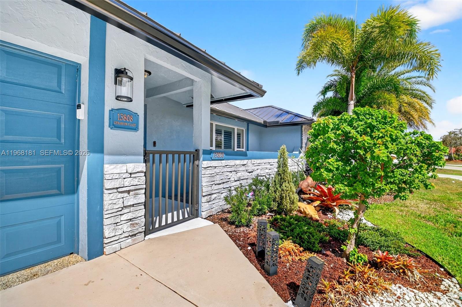 SUGAR POND MANOR OF WELLI - Residential