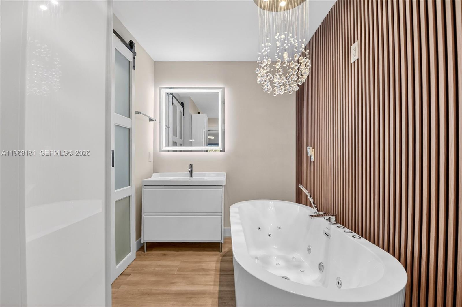 SUGAR POND MANOR OF WELLI - Residential