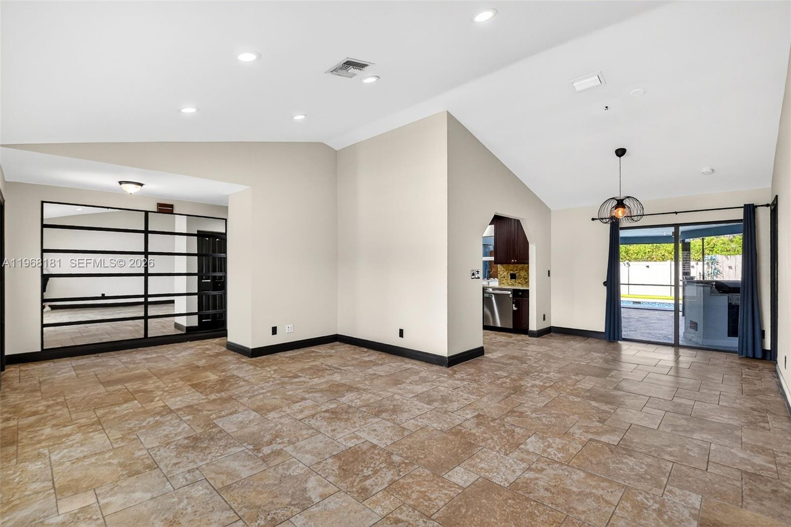 SUGAR POND MANOR OF WELLI - Residential