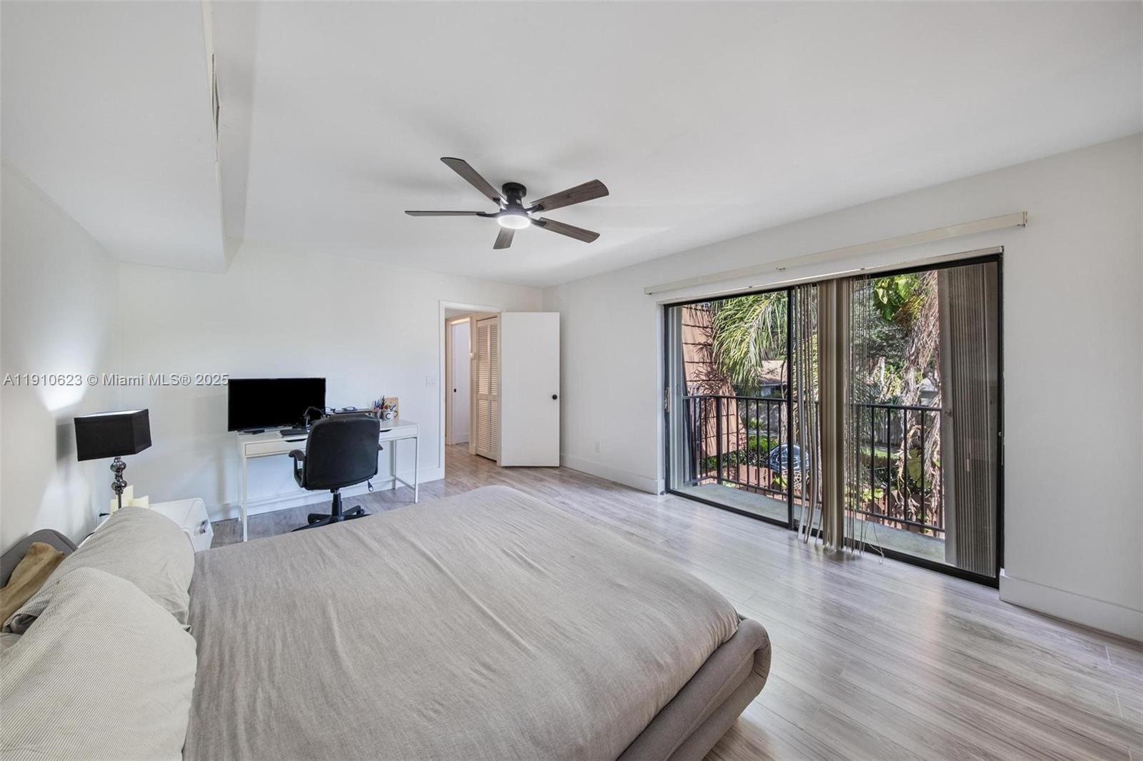 C H E ACRES - Residential Lease