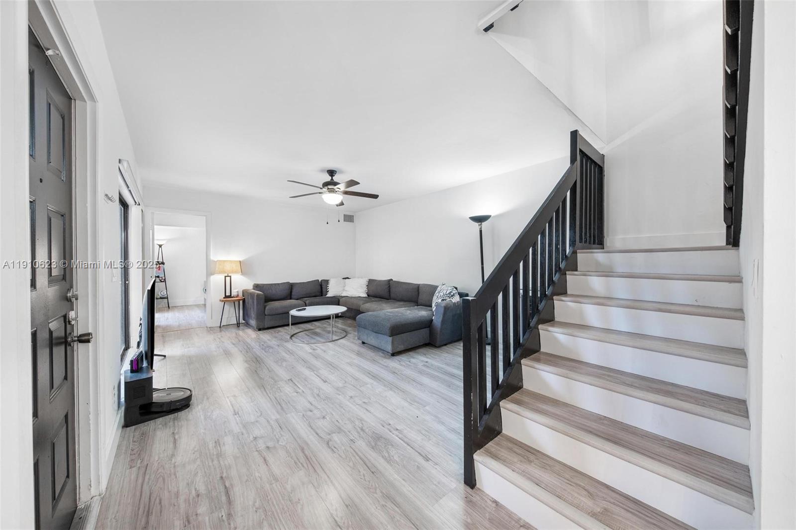 C H E ACRES - Residential Lease