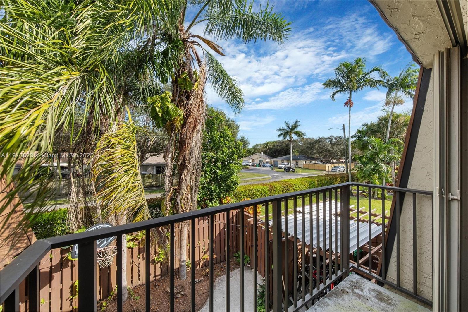 C H E ACRES - Residential Lease