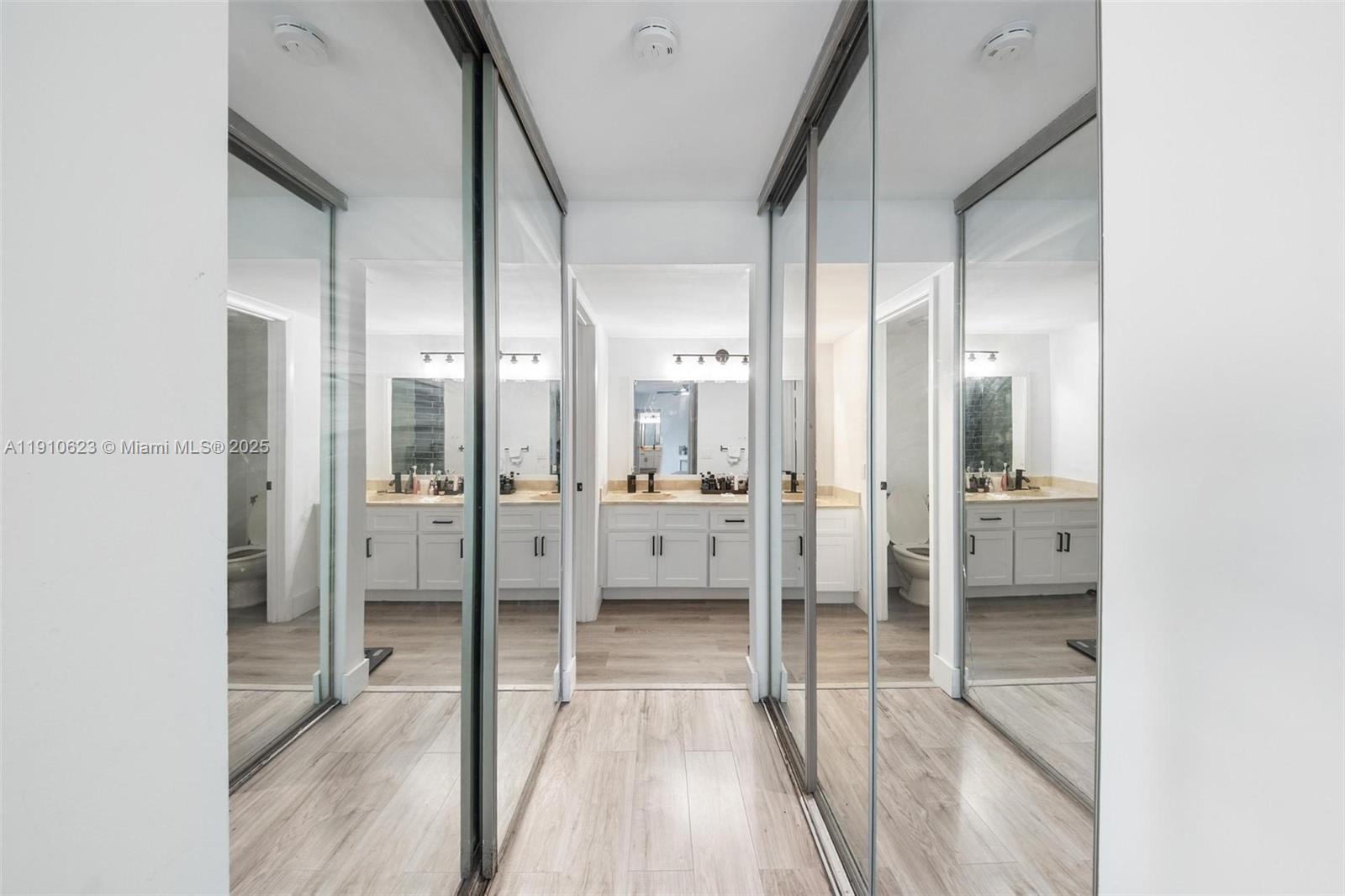 C H E ACRES - Residential Lease