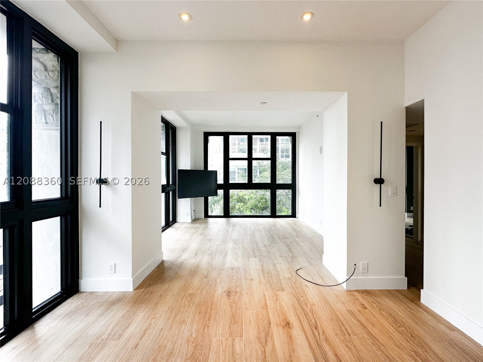 111 E Flagler St 304