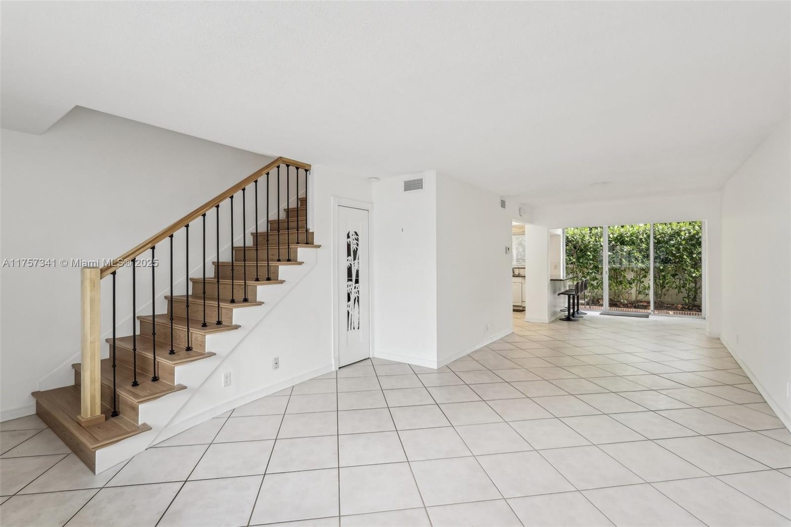 5400 N Ocean Blvd 38