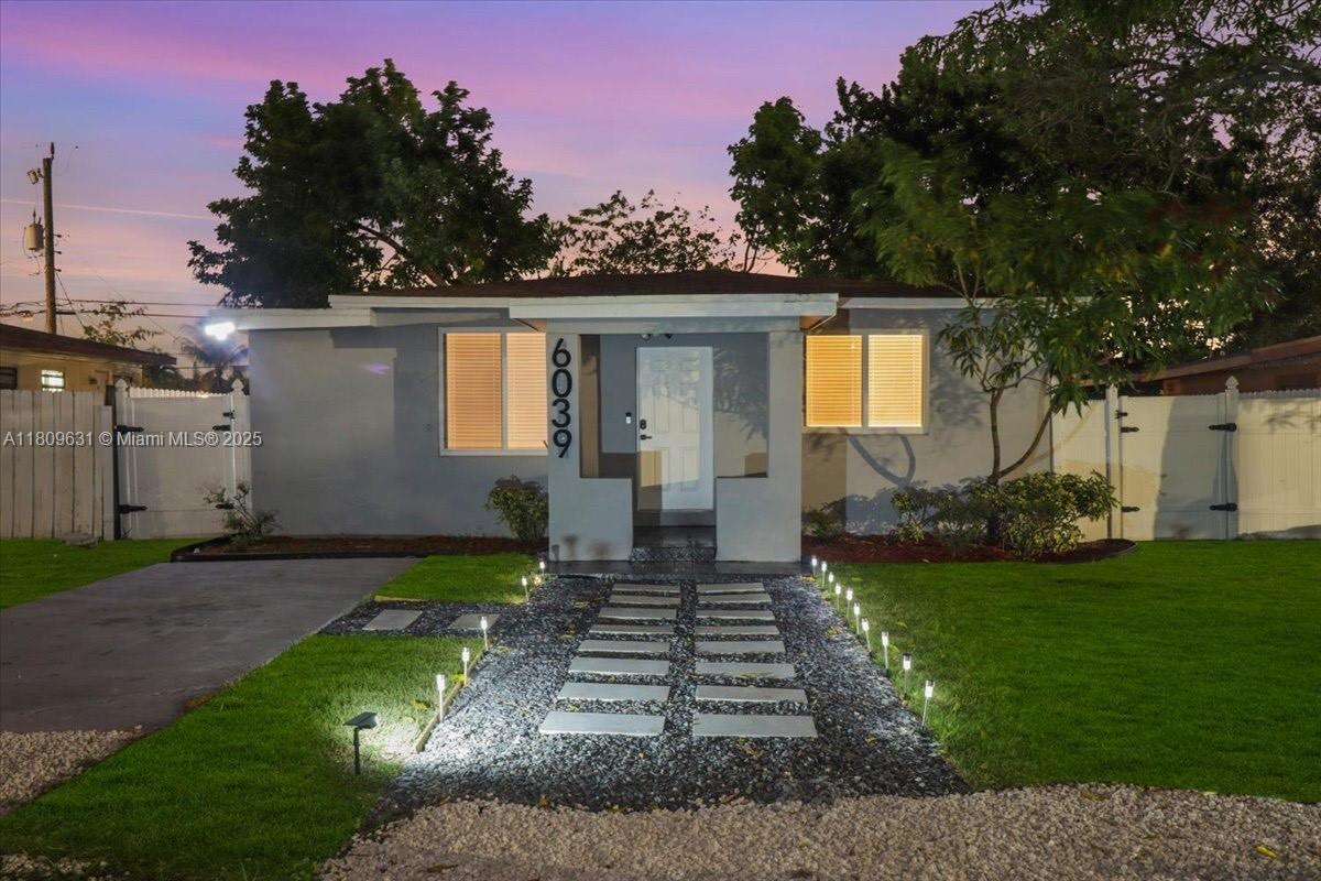 SUN LAND PARK - Residential