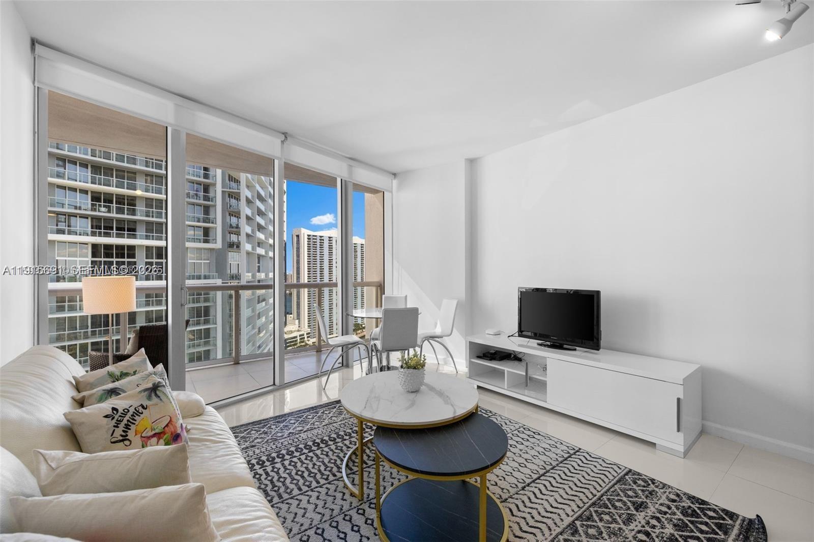 ICON BRICKELL NO TWO - Residential