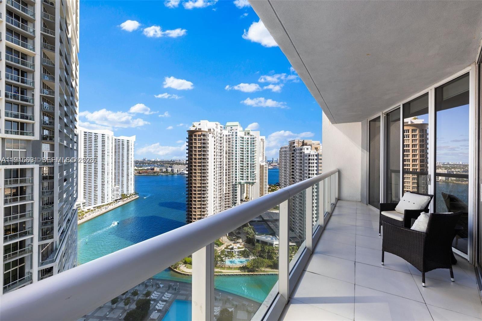 ICON BRICKELL NO TWO - Residential