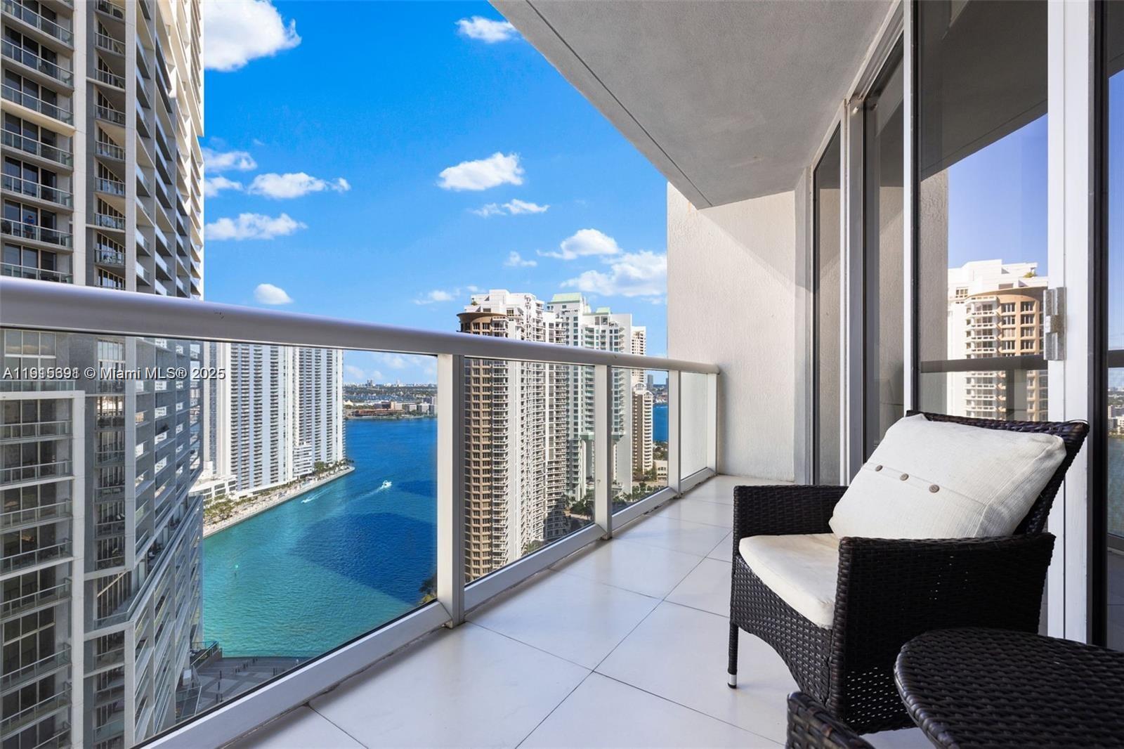 ICON BRICKELL NO TWO - Residential