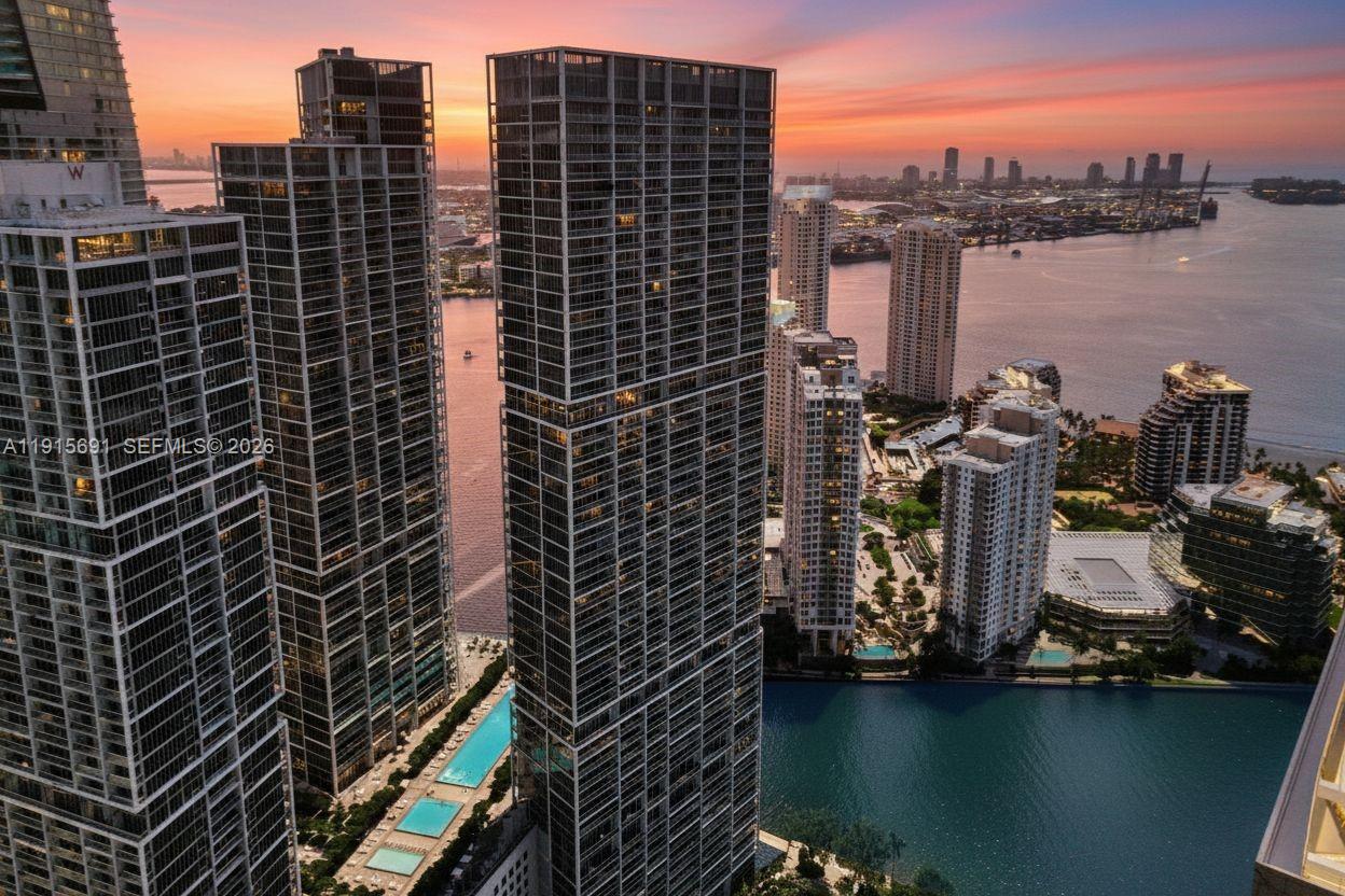 ICON BRICKELL NO TWO - Residential
