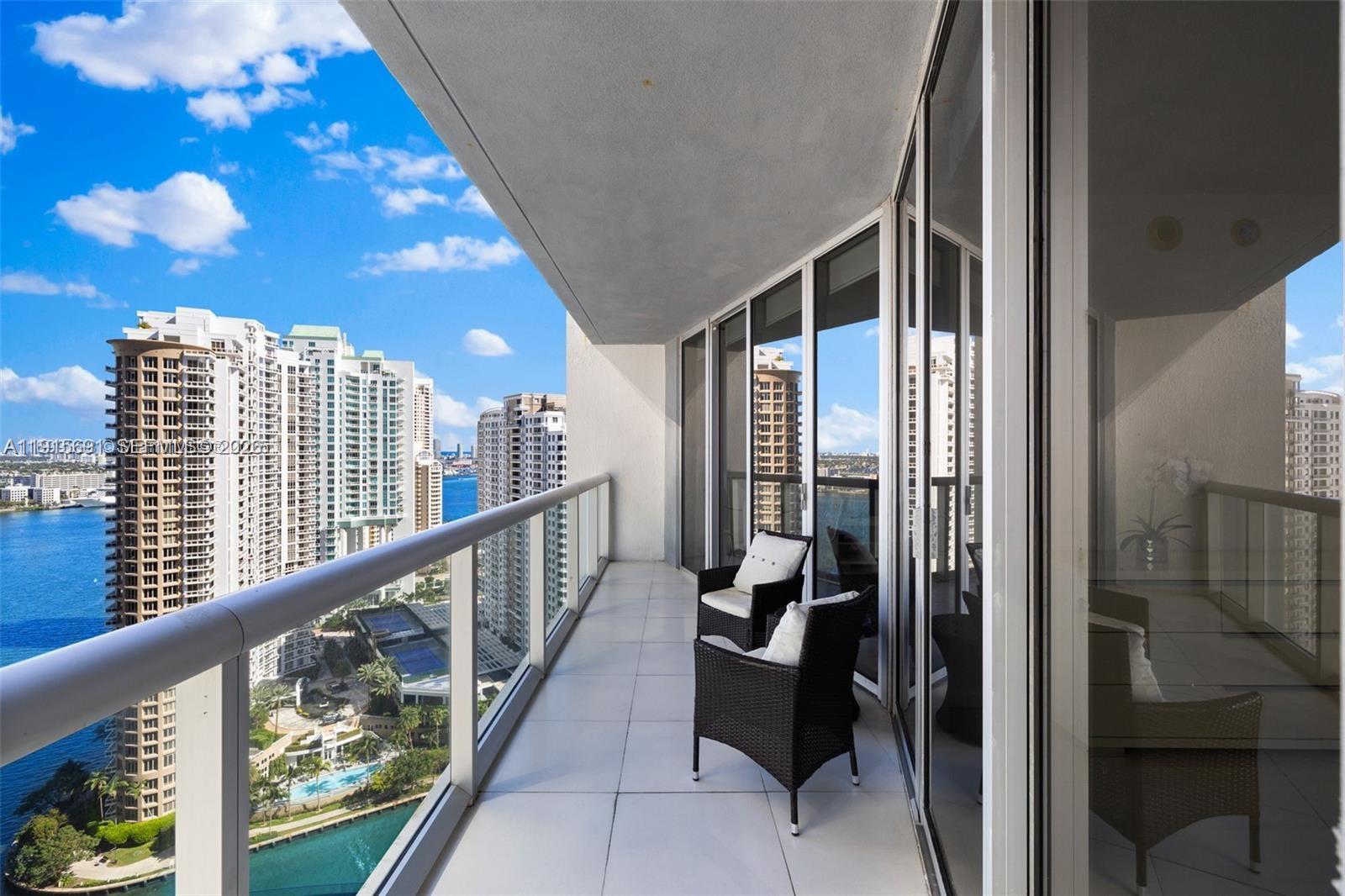 ICON BRICKELL NO TWO - Residential