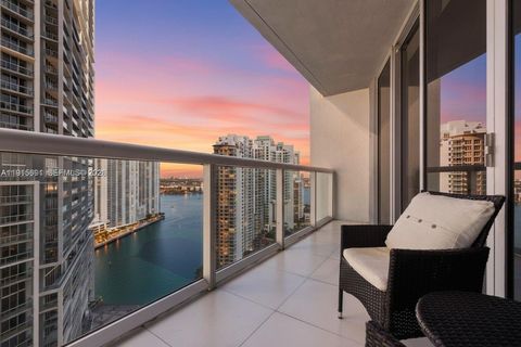 495 Brickell Ave 2206 Miami FL 33131