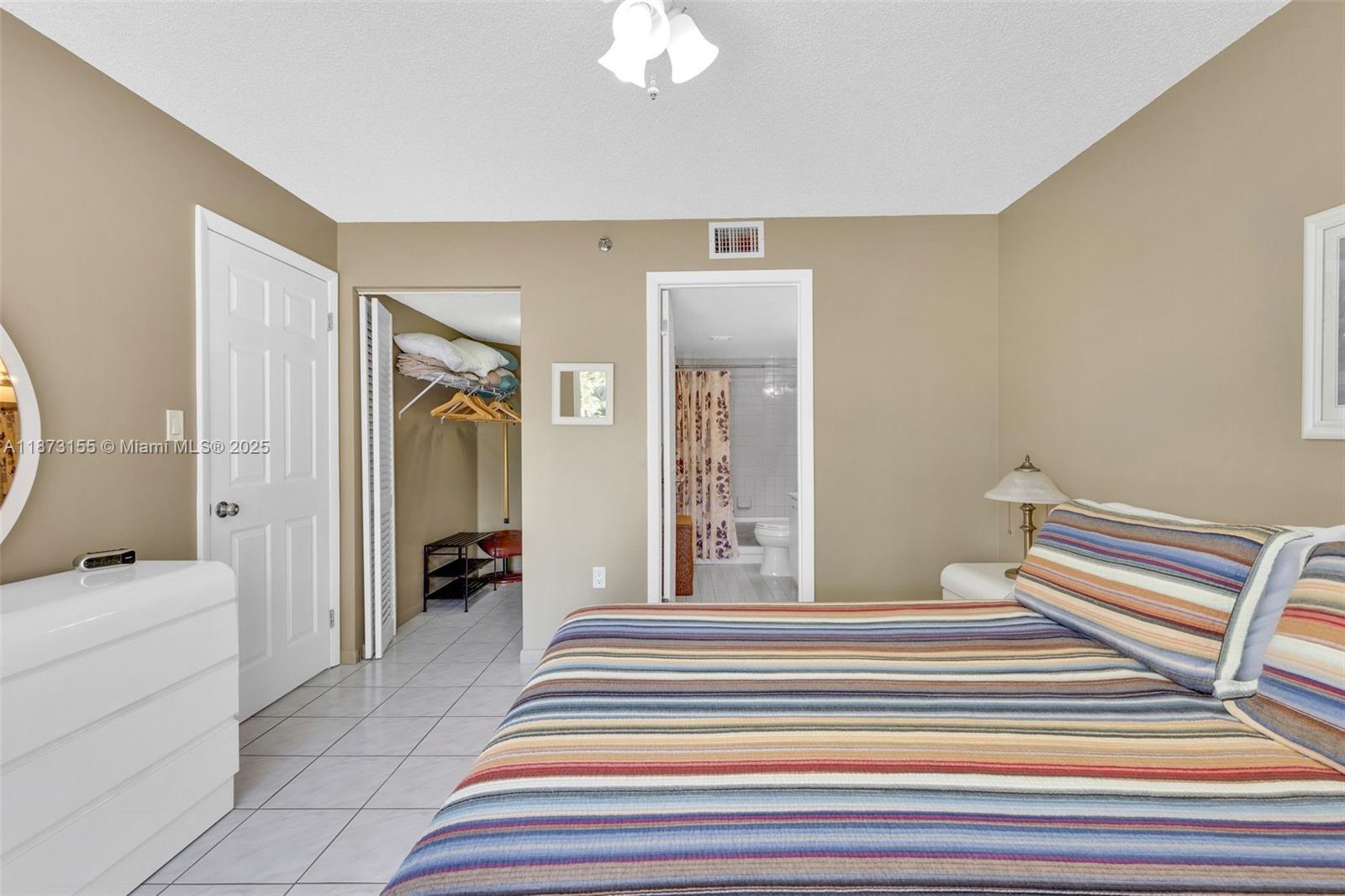 LE FRONTENAC CONDO - Residential