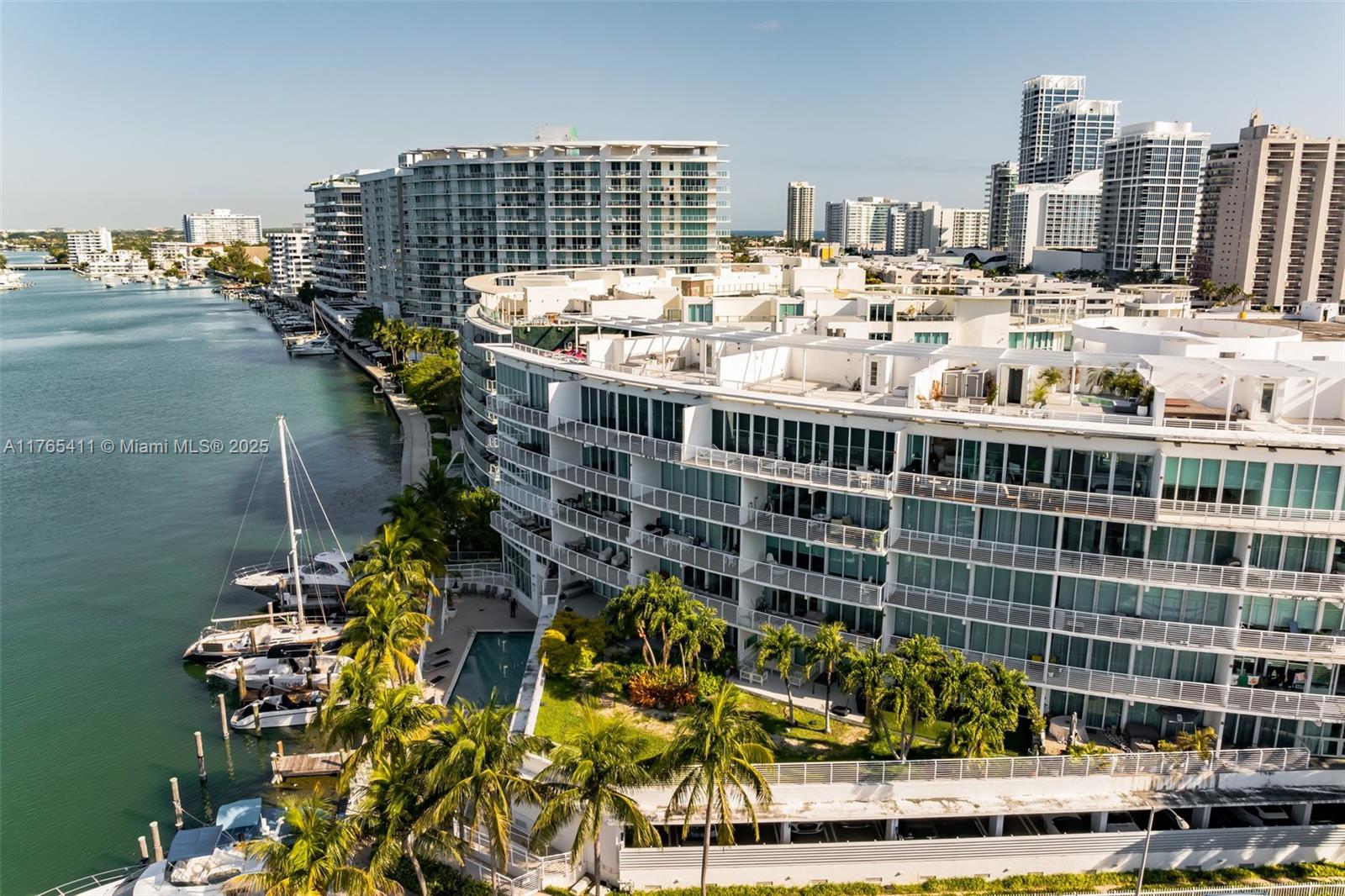 REGATTA AT INDIAN CREEK C - Residential