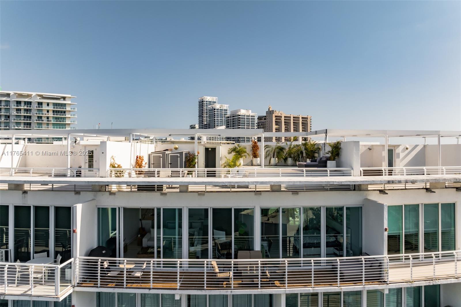 REGATTA AT INDIAN CREEK C - Residential