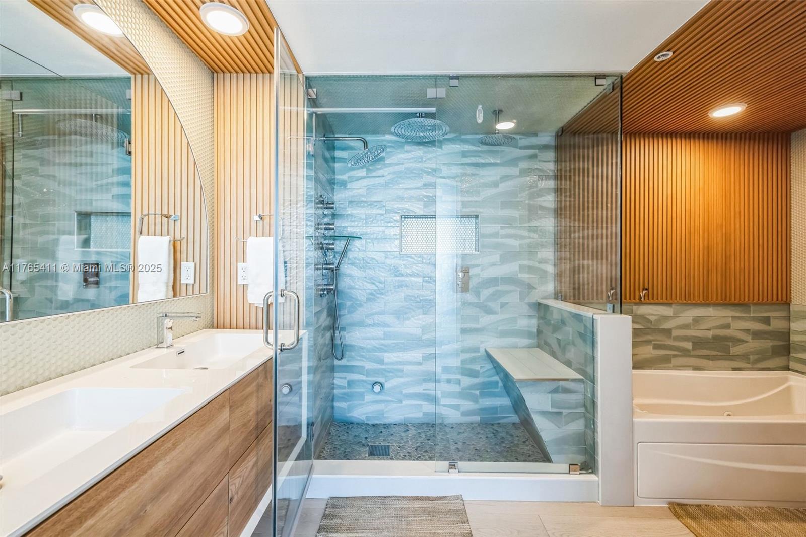 REGATTA AT INDIAN CREEK C - Residential