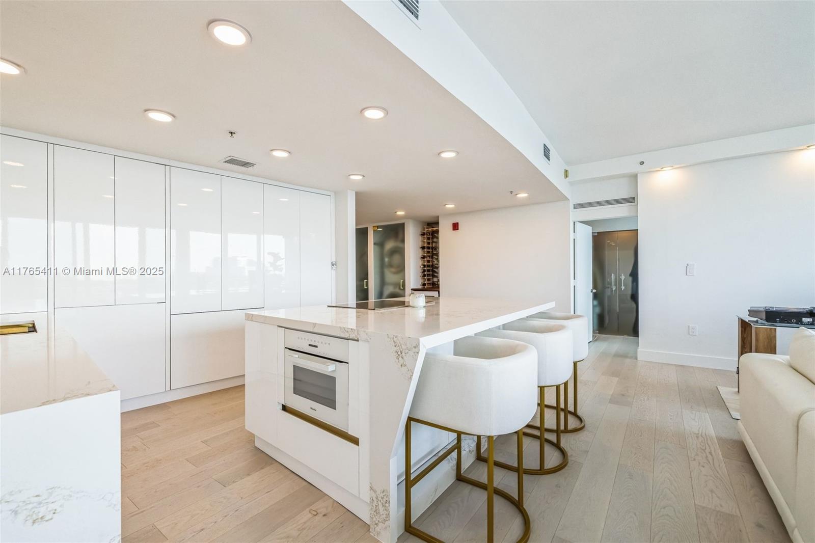 REGATTA AT INDIAN CREEK C - Residential